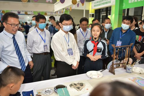 第24屆學(xué)交會(huì)暨教育展在南寧開幕 聚焦教育創(chuàng)新與文化場(chǎng)館管理服務(wù)升級(jí)